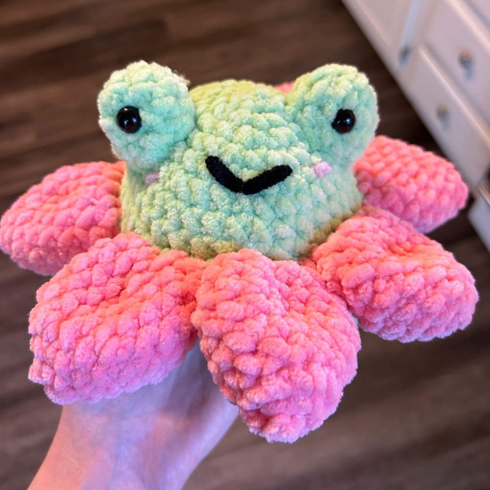 Crochet Flower Frog